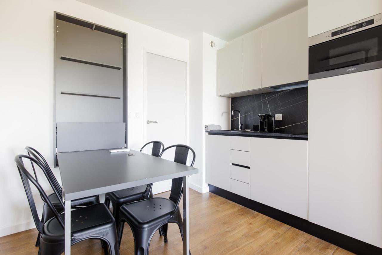 Suite 118 - Piscine - 50 Metres Plage - Terrasse - Clim - Wifi Cannes Exterior foto