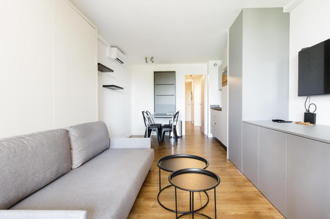 Suite 118 - Piscine - 50 Metres Plage - Terrasse - Clim - Wifi Cannes Exterior foto