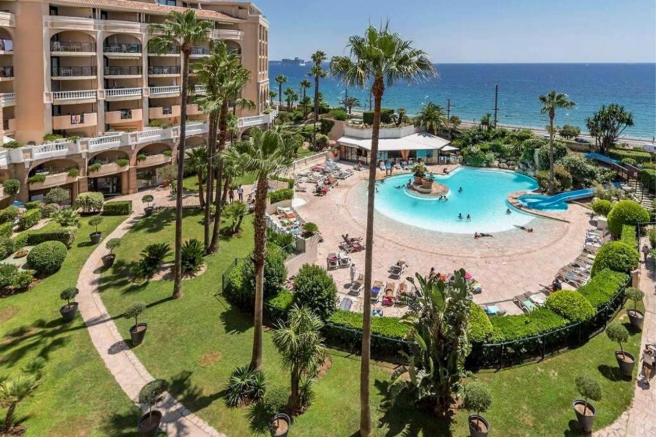 Suite 118 - Piscine - 50 Metres Plage - Terrasse - Clim - Wifi Cannes Exterior foto